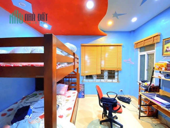 Bán nhà Ngọc Hà 40m2, 4T, 4m, 4 tỷ Ba Đình, nhà đẹp.