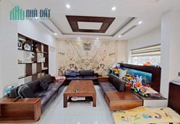 Chị Hiền bán gấp liền kề KĐT Văn Khê gần trường Quốc tế Nhật 83m2 chỉ 9.58 tỷ. LH 0989.62.6116