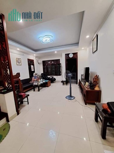 Nhà 5T ngõ 28 Nguỵ Như Kon Tum, 55m2, MT4.2m, View sân chơi, 12.8 tỷ.