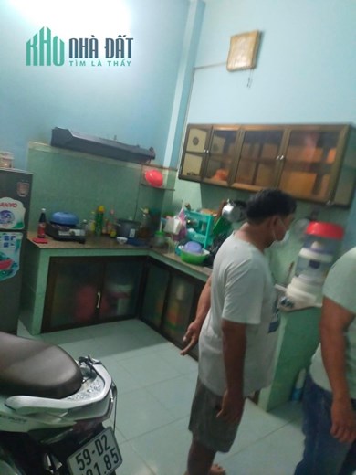 Bán nhà 4 tầng đường lê cảnh tuân, hẻm xe hơi, 60m2 chỉ 6.7 tỷ, sát mặt tiền đường.