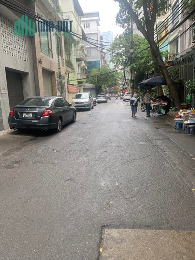Cực đẹp nhà phố Ba Đình, 60m2, MT: 5,2m, Ô Tô Tránh, kinh doanh sầm uất, an sinh đỉnh