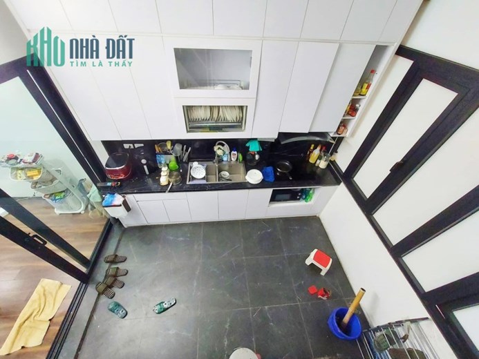 Nhà đẹp Linh Quang-Đống Đa 60mx4 tầng-3PN-2 mặt thoáng cách ô tô 30m-ô chờ thang máy