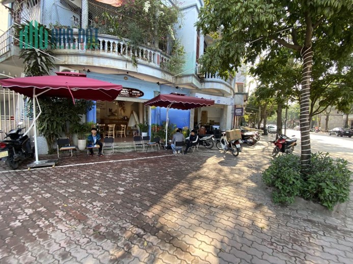 Chính chủ cần sang nhượng quán cafe - văn phòng tại Phố Trạm, Long Biên, Hà Nội