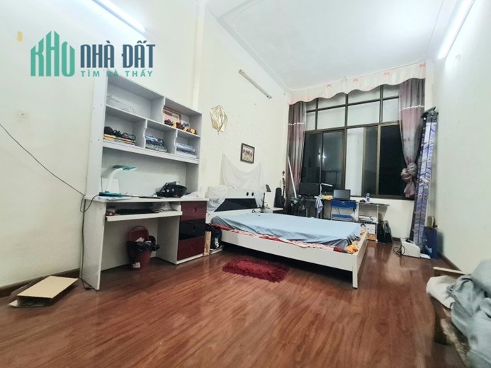 Bán nhà Vương Thừa Vũ 71 m x 4 Tầng x MT 6m HAI THOÁNG MỚI ĐẸP GẦN PHỐ chỉ 6 tỷ 5 Lh 0969356066