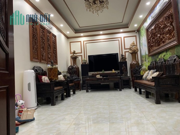 BÁN NHÀ CÁT LINH, ĐỐNG ĐA, Ô TÔ, KINH DOANH, 55M2 5T MT4M, GIÁ 7.6 TỶ