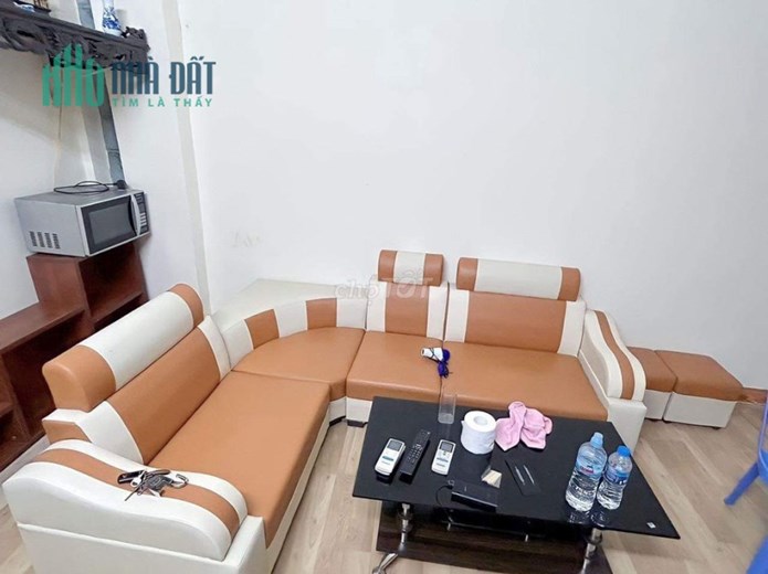 Chính chủ bán gấp căn hộ chung cư mini 2 PN ở đường Giải Phóng, Hoàng Mai 54m2 giá nhỉnh 1 tỉ