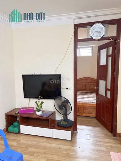 Chính chủ bán gấp căn hộ chung cư mini 2 PN ở đường Giải Phóng, Hoàng Mai 54m2 giá nhỉnh 1 tỉ