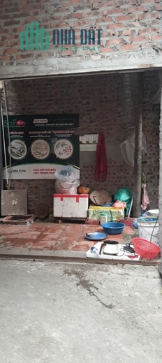 Nhà em có cho thuê ky ốt, địa điểm bán hàng kinh doanh và cho thuê căn hộ ở tầng 3. Nhà mặt tiền