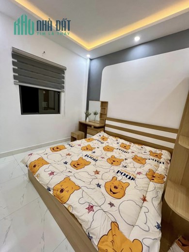 Nhà 2 tầng Trần Cao Vân sát Lê Độ kiệt thẳng thông gần đường