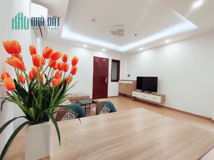 Cần bán nhanh nhà mặt phố Lê Quang Đạo, Nam Từ Liêm dt 77m, 5 tầng mới đẹp, mt 8,5m, giá chào 25 tỷ.