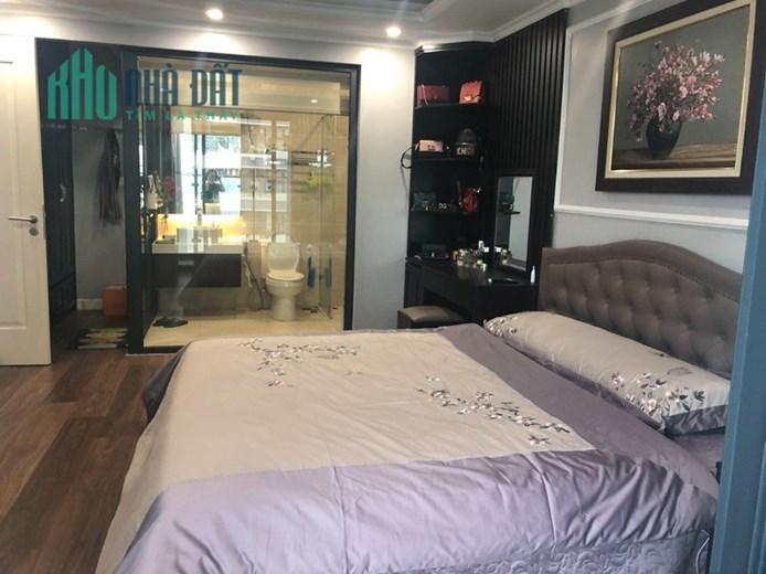 Nhà Đẹp Bán Rẻ Quận 11 Hẻm Ôtô, 82m2, 5 Phòng, 11.5 TỶ HẠ CÒN 8.2 TỶ
