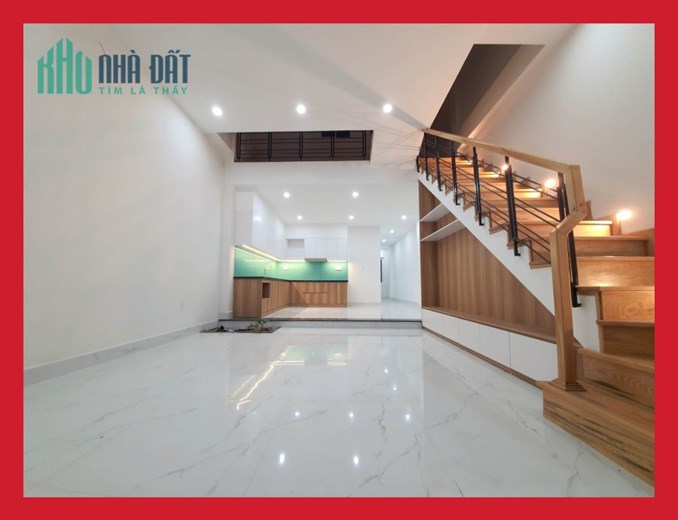 Cần bán gấp nhà MT Đô Đốc Tuyết. Hòa Xuân. Quận Cẩm Lệ. 96m2.2 tầng. 3PN. Cạnh công viên