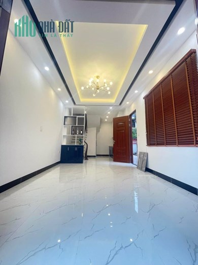 Bán Nhà Cuối Đường Trịnh Văn Bô, Cách Mỹ Đình 3km 35m2 Lô Góc 4 tầng giá 2.x Tỷ