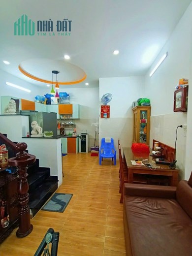❌❌Nhà ngang 5m Ngay Chợ Thạch Đà.. Phạm Văn Chiêu.. Gò Vấp
✅Dtich.. 5m x 10m.. Vuông vức.. Cn.đủ..