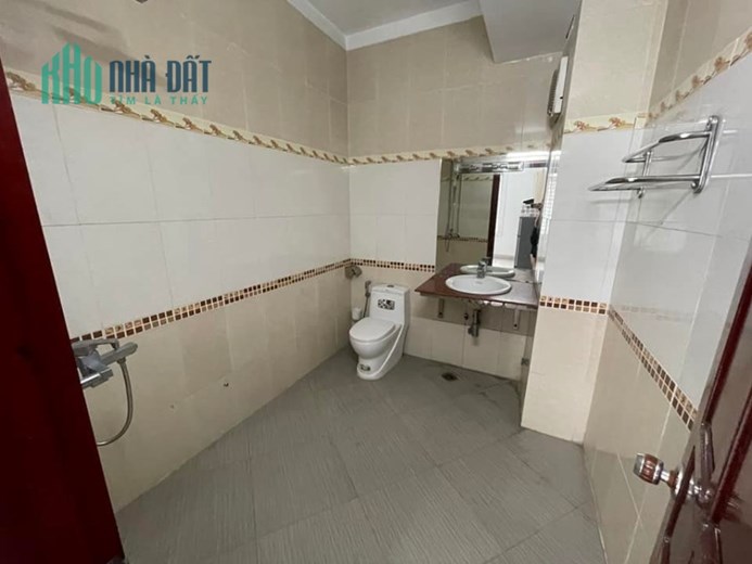 Bán tòa CCMN DƯƠNG QUẢNG HÀM  DÒNG TIỀN 45TR/T FULL ĐỒ HƠN 6 TỶ- GẦN PHỐ