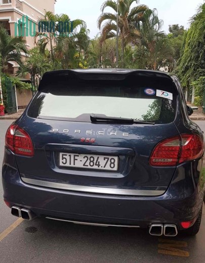 Chính chủ cần bán xe Porsche Cayenne 3.6 V6 nhà dùng kỹ