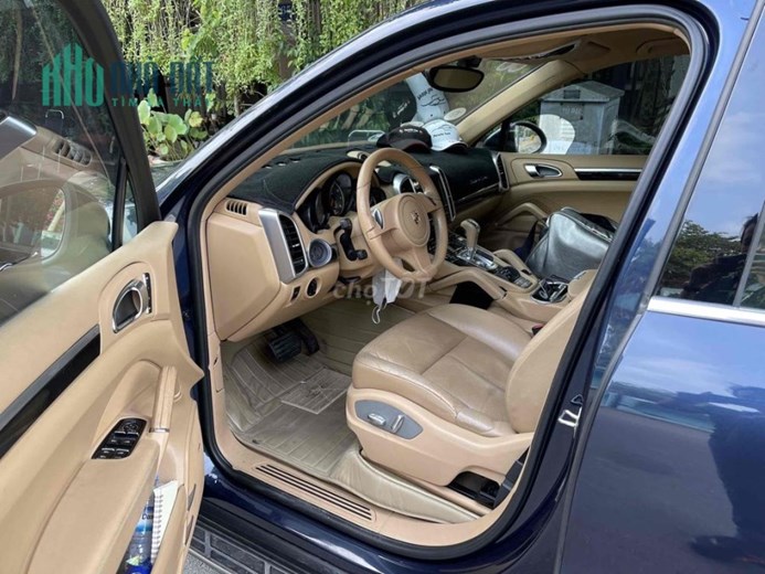 Chính chủ cần bán xe Porsche Cayenne 3.6 V6 nhà dùng kỹ