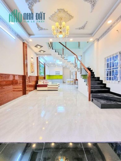 CĂN GÓC 2 MT PHỐ LIỀN KỀ - HIỆN ĐẠI, 60m2, 2 tầng, Giá 4.88 Tỷ, xe hơi ngủ nhà