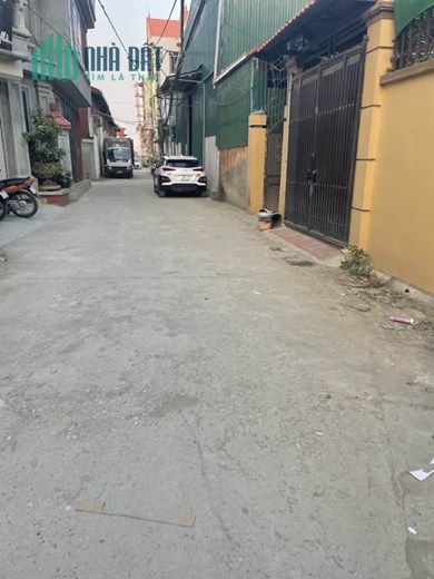 Bán đất Phú Diễn, Bắc Từ Liêm, phân lô ô tô, 67m2, Mt 6m, giá 5.3 tỷ