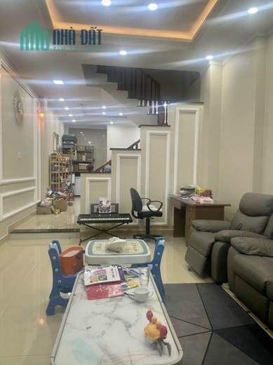 Bán Nhà 3 Tầng view sông, dt cực rộng 151m2, Hiệp Bình Chánh Thủ Đức, giá 8,7 tỷ