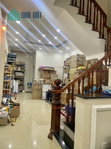 Bán Nhà 3 Tầng view sông, dt cực rộng 151m2, Hiệp Bình Chánh Thủ Đức, giá 8,7 tỷ