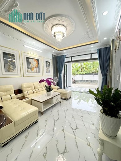 NHÀ PHỐ HIỆN ĐẠI, 86m2, 4 tầng, 5m x 17m, Giá 7.9 Tỷ, Ôtô Ngủ nhà, full nội thất cao cấp