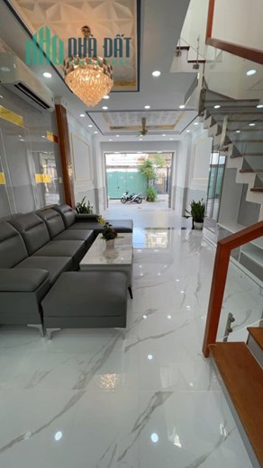 PHỐ LIỀN KỀ - HIỆN ĐẠI, 66m2, 4 tầng, 4m x 16m, Giá 6.4 Tỷ, ô tô ngủ trong nhà, full nội thất, đẹp