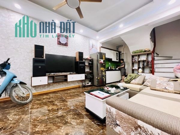 NHÀ CHỦ TỰ XÂY - ĐẸP LONG LANH - NỞ HẬU TÀI LỘC NHƯ SIÊU MẪU – NHỈNH 3 TỶ