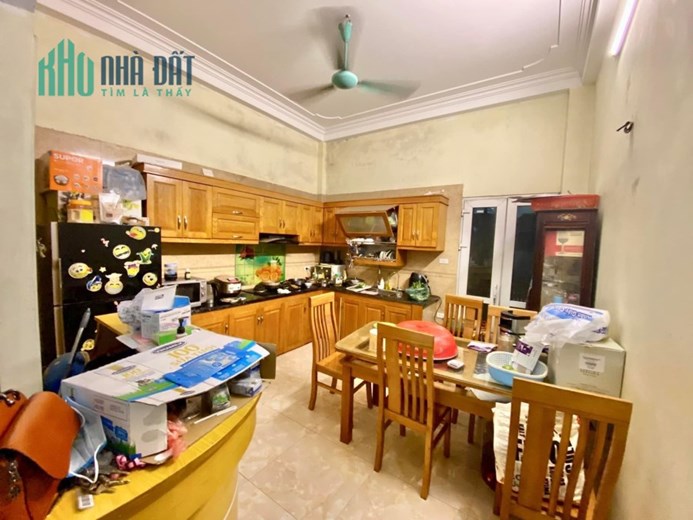 Bán nhà nam dư, Hoàng Mai 50m*5 tầng giá 4.2 Tỷ