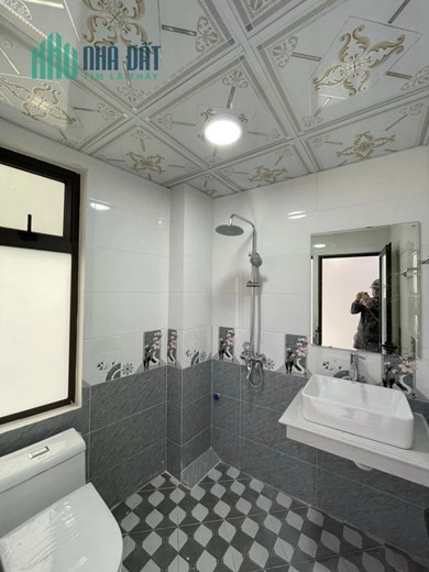 Bán nhà 4 tầng phường Yên Nghĩa, sát đường Ql6 và bến xe Yên Nghĩa.