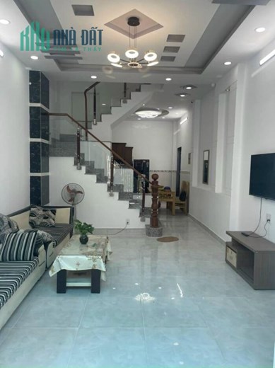 PHỐ LIỀN KỀ - ĐẸP HIỆN ĐẠI, 51m2, 3 tầng, 4.1m x 12.5m, Giá 5.1 Tỷ, full nội thất