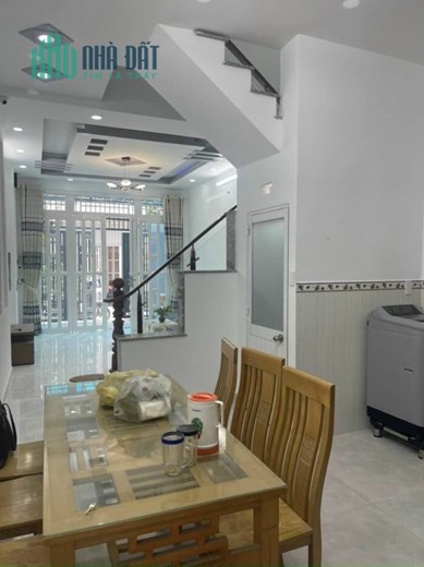 PHỐ LIỀN KỀ - ĐẸP HIỆN ĐẠI, 51m2, 3 tầng, 4.1m x 12.5m, Giá 5.1 Tỷ, full nội thất
