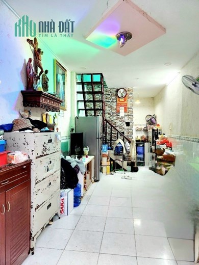 BÌNH TÂN GIÁP TÂN PHÚ - NGUYỄN SƠN 24m2,HXH 2 Tầng nhỉnh 2 tỷ