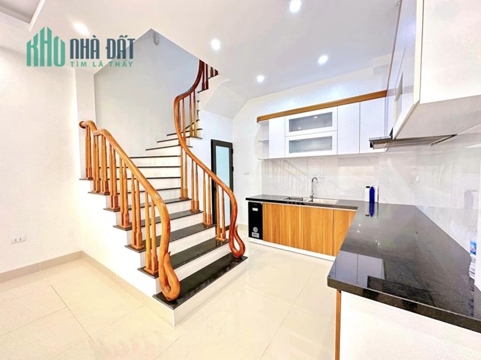 Đón chủ mới, Lê Lợi CẠNH CHỢ HÀ ĐÔNG, K.DOANH ĐỈNH Ối người cần 30mx5T