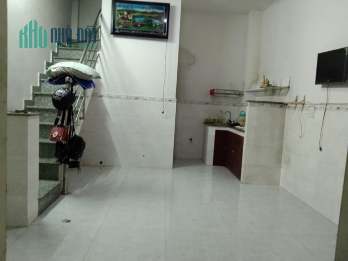 chính chủ gấp bán nhà nhỏ xinh đường lê văn quới, hẻm 4m, 23m2 chỉ 1.45 tỷ, sổ chung công chứng vi