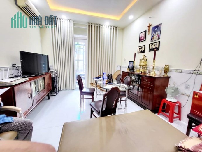 NGộp bán nhà Tân Sơn Nhì  2 tấm - 56m2 - HXH Thông