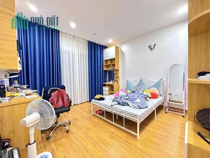 BAY NHANH, Lê Lợi, p. Nguyễn Trãi 57M2X3T Ô TÔ, KINH DOANH, Ở NGAY!