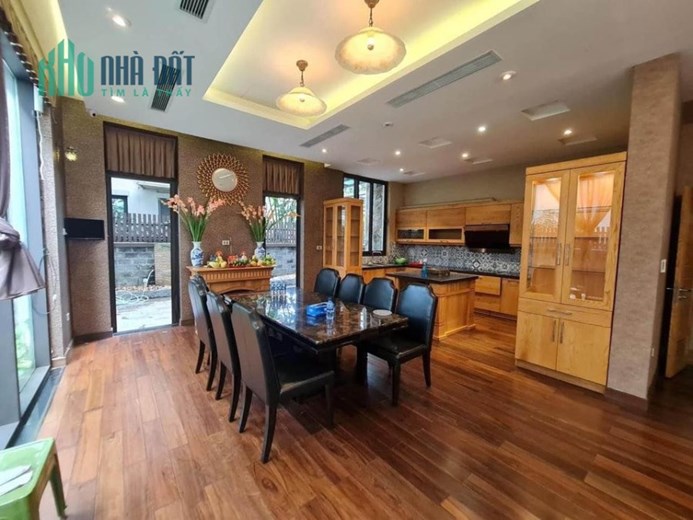 Bán nhà Trần Kim Xuyến-MạcThái Tổ, 64m2, lô góc mặt tiền 16m, 5 tầng, Phân lô ôtô tránh, kd đa
