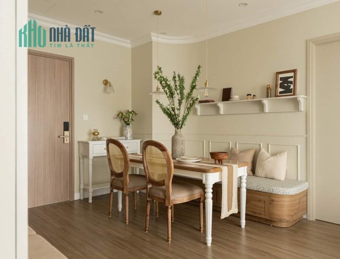 Bán nhà đẹo sẵn ở Bồ Đề, dt 53m2, mt 6m, nhỉnh 5 tỷ ó ngay nhà 5 tầng đẹp.