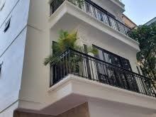 Nhà đẹp cần bán đường Ngô Thì Nhậm, Q.Hà Đông, 40m2, giá 4.8 tỷ.