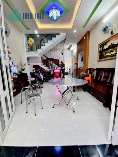 PHỐ LIỀN KỀ - MỚI HIỆN ĐẠI, KHU SÀI GÒN MỚI, 50m2, 3 tầng, Giá 5.15 Tỷ, ô tô đỗ cửa.