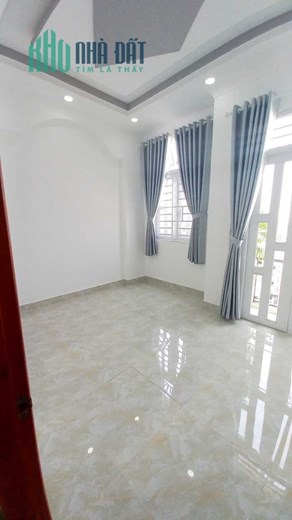 PHỐ LIỀN KỀ - MỚI HIỆN ĐẠI, 50m2, 3 tầng, Giá 5.2 Tỷ, Đẹp lung linh
