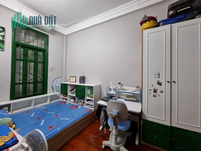 BÁN NHÀ PHÂN LÔ TRẦN QUỐC HOÀN, DT45M, 5 TẦNG, MT 4.5M, Ô TÔ, KINH DOANH ĐỈNH, GIÁ 10.7