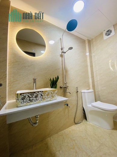 BÁN NHÀ TRẦN QUỐC HOÀN, LÔ GÓC, 2 THOÁNG, Ô TÔ TRÁNH, KINH DOANH, DT65M, 5 TẦNG, MT5M, 15.5 TỶ,