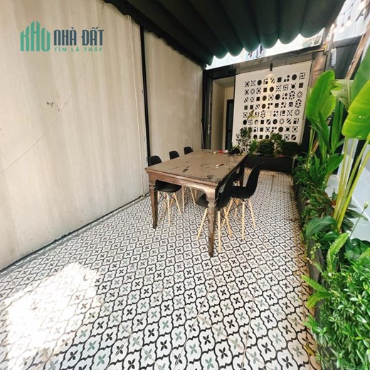 Bán nhà riêng Phạm Văn Đồng chỉ 100tr/m NHÀ ĐẸP Ô TÔ KINH DOANH 42m2 Gần KĐT Nam Cường .