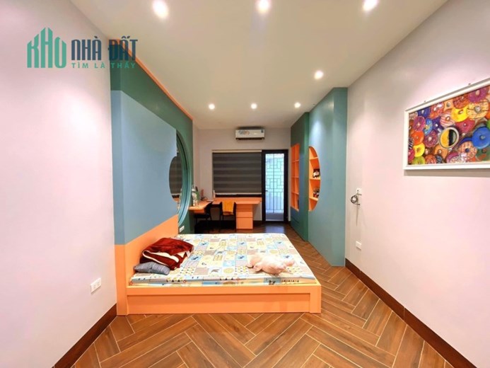 Tây sơn 90m2 khu víp- Phân Lô-KD- 2 Thoáng- mặt tiền 5m-giá 16 tỷ.
