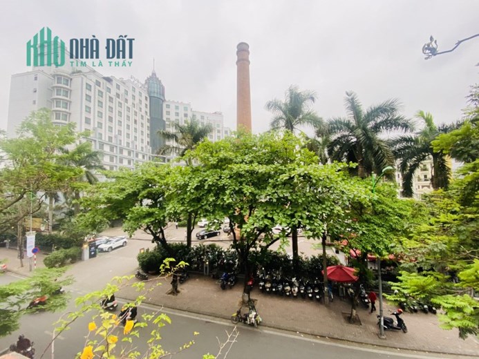 NHÀ MẶT PHỐ GIẢNG VÕ - VỈA HÈ TRÊN 3M - Ô TÔ KINH DOANH SIÊU ĐỈNH - SÁT NGÃ 5 CÁT LINH