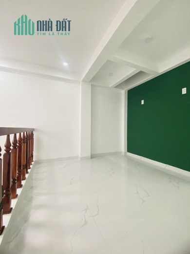 Nhà Mới  Gần Mặt Tiền Bà Hạt Ngang 4.3m-Nở Hậu 5Tầng Đúc Hẻm Thông