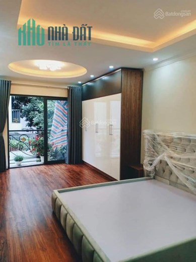 Bán nhà phân lô La Khê, ô tô đỗ cửa, thoáng trước sau, nhà đẹp, diện tích 41m2, 4 tầng, giá nhỉnh 4