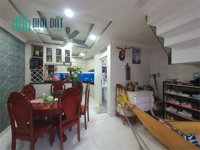Bán Gấp Nhà Võ Văn Ngân, Thủ Đức, Diện Tích 64M2, 4 Tầng, Giá Giảm Sâu 5,5 Tỷ, Xách Vali Ở Ngay